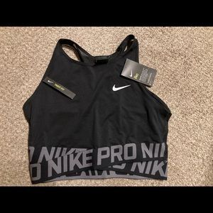 Nike Pro Intertwist crop top/bra size L
